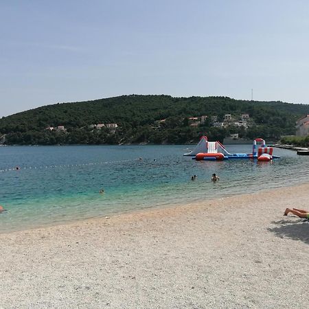 Apartman Ruzica 普契什查 外观 照片