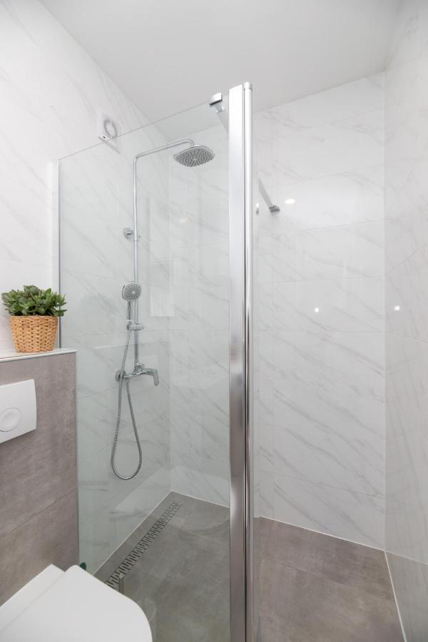 Apartman Ruzica 普契什查 外观 照片